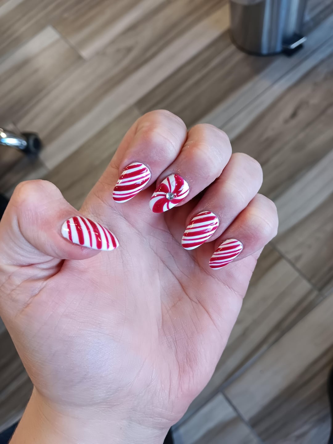 I’m absolutely in love with my Christmas nails! By Snappy Nails